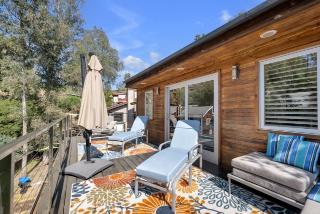 Detail Gallery Image 17 of 40 For 4315 Morro Dr, Woodland Hills,  CA 91364 - 3 Beds | 3/1 Baths