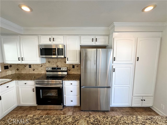 Detail Gallery Image 9 of 41 For 25885 Trabuco Rd #56,  Lake Forest,  CA 92630 - 2 Beds | 1/1 Baths