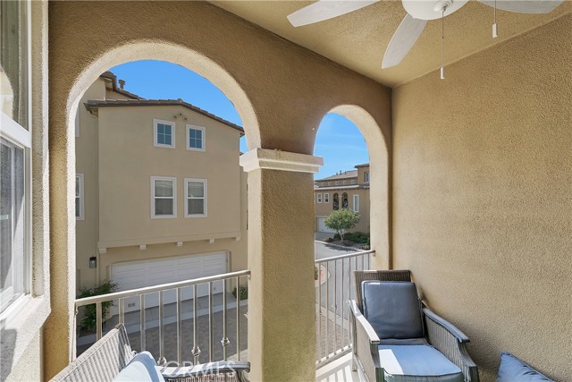 Detail Gallery Image 18 of 38 For 27014 Fairway Ln, Valencia,  CA 91381 - 3 Beds | 2 Baths