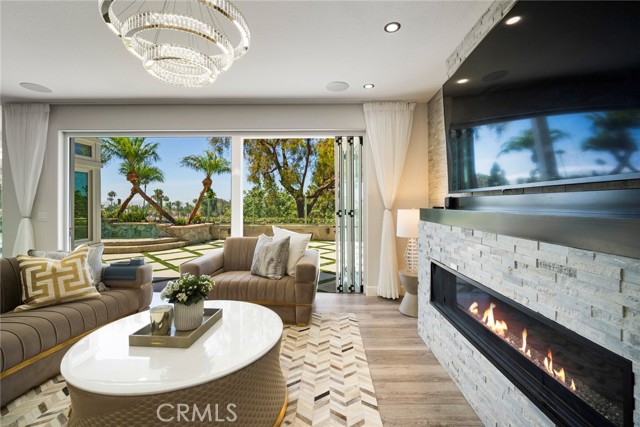 14 Glastonbury Place, Laguna Niguel CA: https://media.crmls.org/medias/132809a4-5c61-4d24-afb5-65fab6159319.jpg
