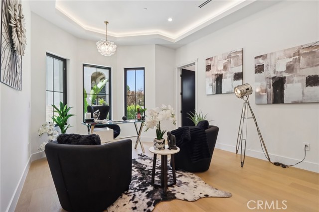 18200 Sheffield Lane, Porter Ranch CA: https://media.crmls.org/medias/13284a25-f0ee-40b1-acb7-e56385c380b9.jpg