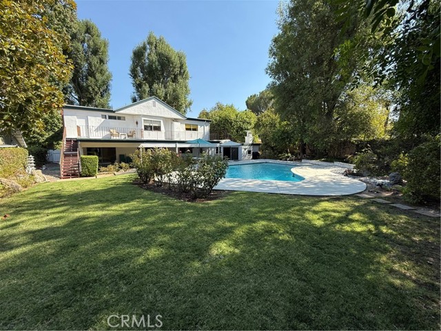 Detail Gallery Image 22 of 71 For 4917 Kelvin Ave, Woodland Hills,  CA 91364 - 6 Beds | 3/1 Baths