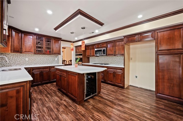 22606 Archwood Street photo 11