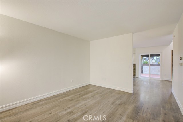 Detail Gallery Image 18 of 53 For 1707 S Heritage Cir, Anaheim,  CA 92804 - 2 Beds | 1/1 Baths