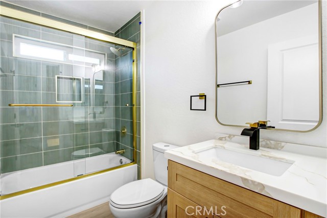 Detail Gallery Image 9 of 12 For 533 W 9th, Upland,  CA 91786 - 2 Beds | 2 Baths