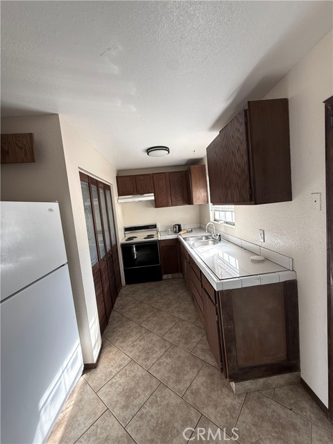 Detail Gallery Image 4 of 16 For 7004 El Sol Ave, Twentynine Palms,  CA 92277 - 2 Beds | 1 Baths