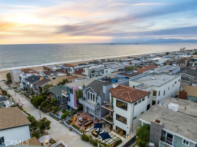 Detail Gallery Image 66 of 66 For 215 19th St, Manhattan Beach,  CA 90266 - 4 Beds | 5 Baths