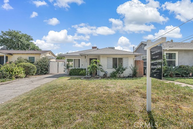 Detail Gallery Image 2 of 24 For 280 Macdonald St, Pasadena,  CA 91103 - 2 Beds | 1 Baths