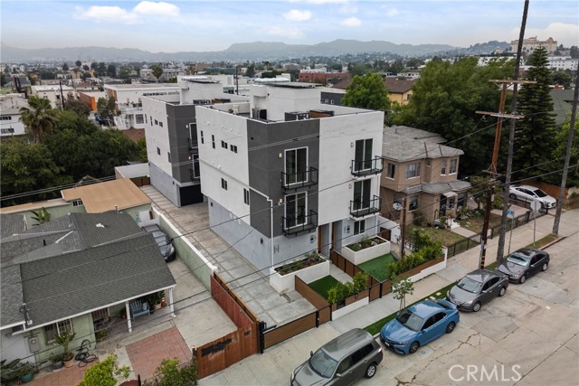 201 S Westlake Ave Unit #203, Los Angeles CA: https://media.crmls.org/medias/132cc5f6-5b6b-4fe8-8ca3-ede49f43ea35.jpg