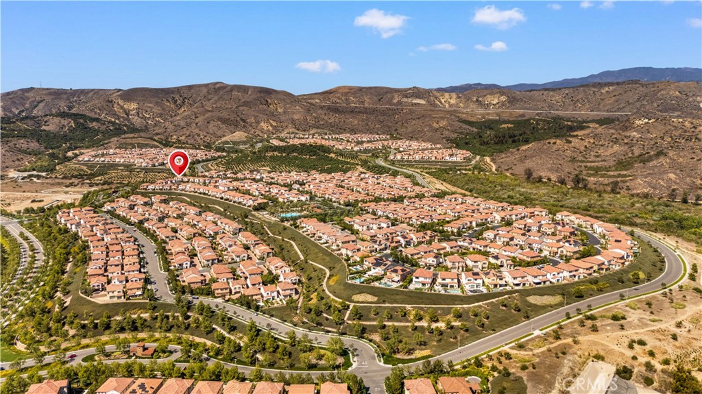 MLS #OC25185662 img 63