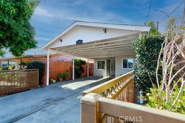 Detail Gallery Image 2 of 29 For 13317 Bixler, Downey,  CA 90242 - 2 Beds | 1 Baths