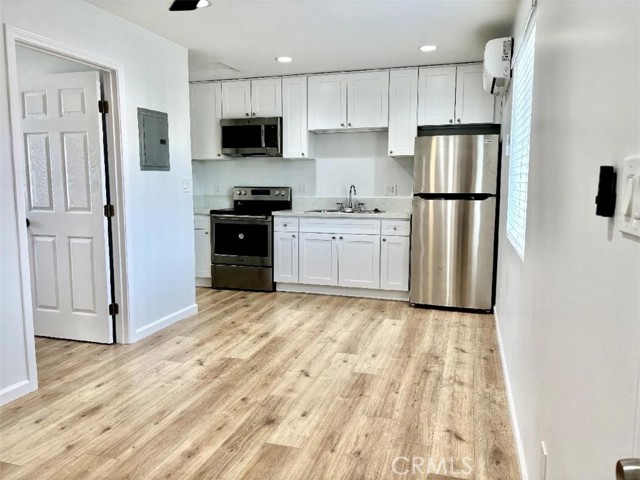 Detail Gallery Image 8 of 15 For 938 E Lemon Ave, Glendora,  CA 91741 - 1 Beds | 1 Baths