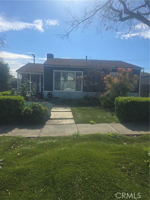 Detail Gallery Image 2 of 4 For 612 W Ellis, Inglewood,  CA 90302 - 4 Beds | 2 Baths