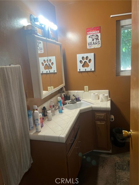 Detail Gallery Image 8 of 8 For 41265 Orange Pl, Hemet,  CA 92544 - 3 Beds | 2 Baths