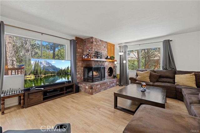 1808 Freeman Drive, Pine Mountain Club CA: https://media.crmls.org/medias/132ece30-44d9-4b48-9c45-1a22f1169196.jpg