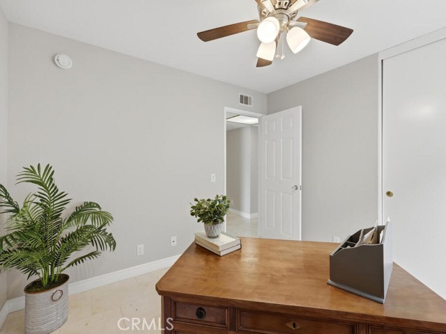 Detail Gallery Image 22 of 57 For 25071 Mawson, Laguna Hills,  CA 92653 - 4 Beds | 2 Baths