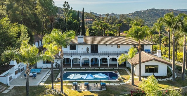 Detail Gallery Image 1 of 76 For 420 Inverness Dr, La Canada Flintridge,  CA 91011 - 6 Beds | 5/1 Baths