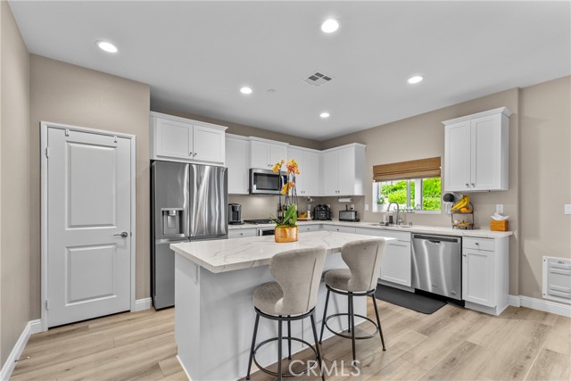 23982 Kerrigan Drive, Menifee CA: https://media.crmls.org/medias/132f9a71-b20a-491b-9b7f-c123c0836b7d.jpg