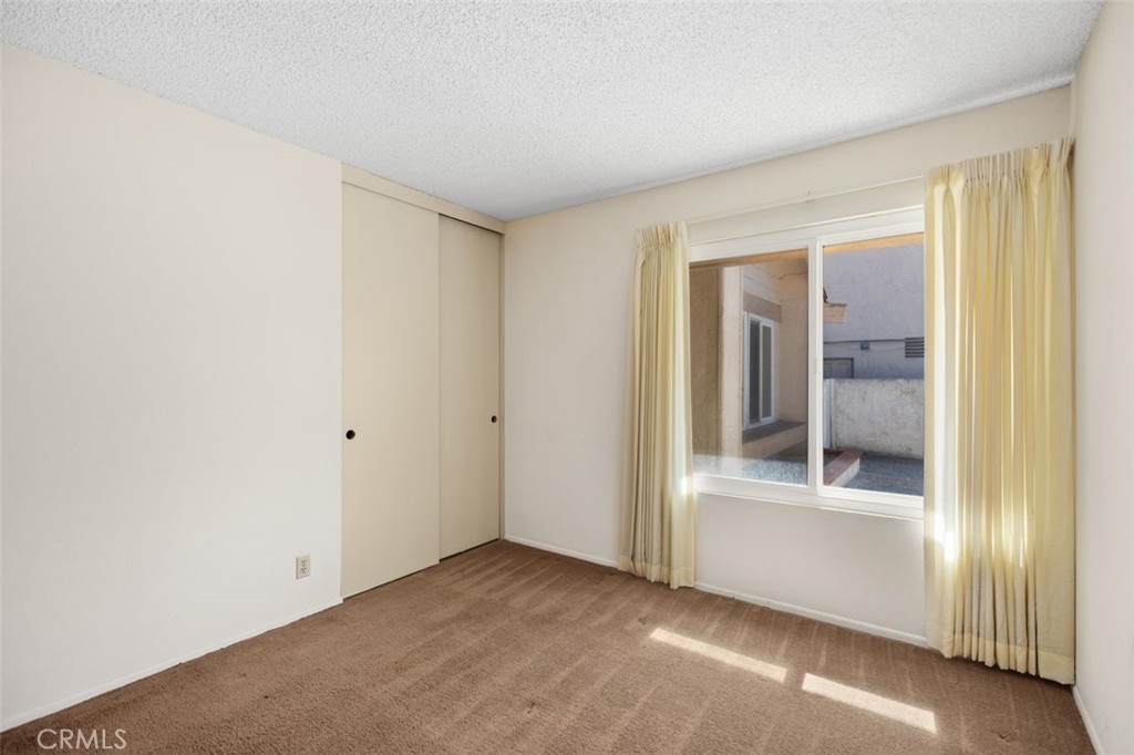 MLS #OC25159783 image #26