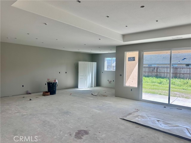 Detail Gallery Image 4 of 13 For 464 Aaron Ct, Atwater,  CA 95301 - 4 Beds | 3 Baths