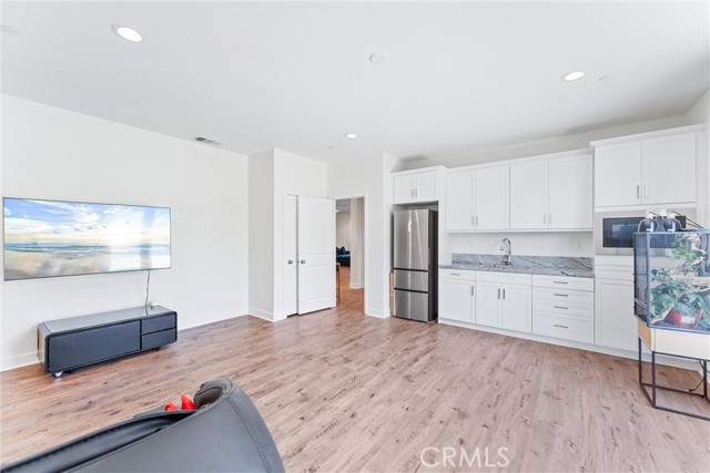 Image 25 of 51 For 17150 Vita Way