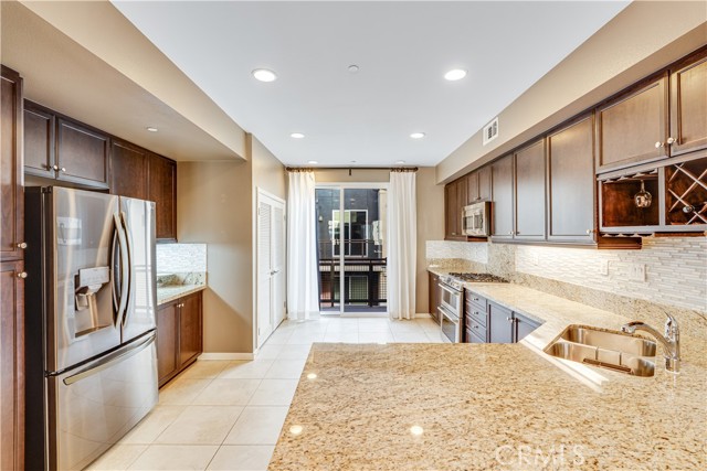 Detail Gallery Image 75 of 75 For 507 Rockefeller, Irvine,  CA 92612 - 1 Beds | 1/1 Baths