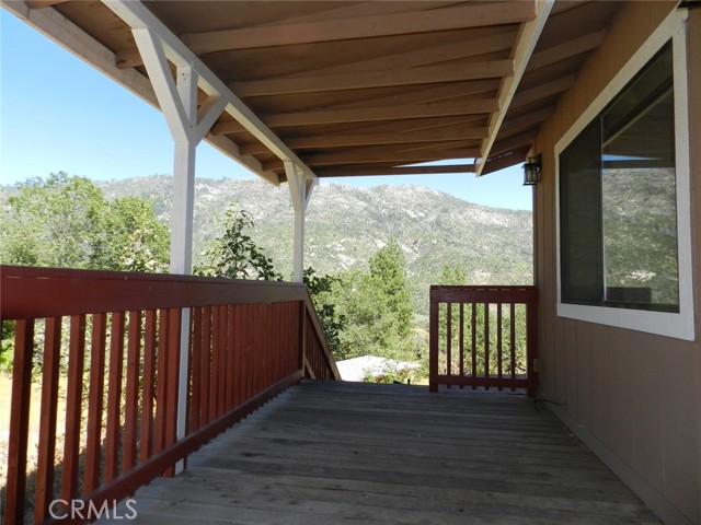 Detail Gallery Image 4 of 65 For 35616 Willow Canyon Dr, North Fork,  CA 93643 - 4 Beds | 3 Baths