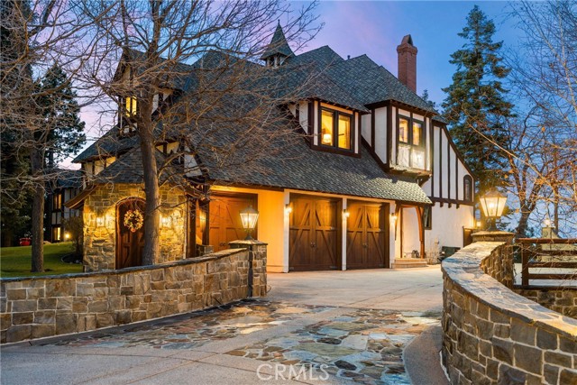 29162 Bald Eagle Ridge, Lake Arrowhead CA: https://media.crmls.org/medias/1331bbba-ff2d-4846-ba9f-363b57b0eb7d.jpg