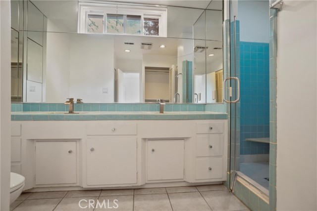 4182 Sunswept Drive, Studio City CA: https://media.crmls.org/medias/1331dc0c-7c31-4b62-a30f-5b8d2a6172d8.jpg