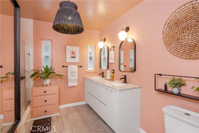 Detail Gallery Image 16 of 28 For 3209 Bennett Dr, Los Angeles,  CA 90068 - 2 Beds | 1 Baths