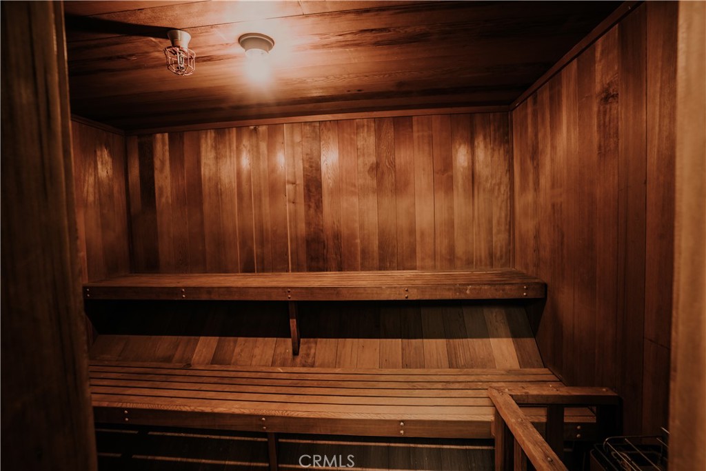 https://media.crmls.org/medias/13341bc8-6ab3-48b3-a0d1-bab6a7dd4e5a.jpg?preset=X-Large
