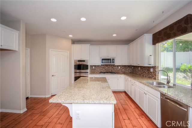 38119 Spring Canyon Drive, Murrieta CA: https://media.crmls.org/medias/1334e014-79a8-4bb1-96a6-b421f416236d.jpg