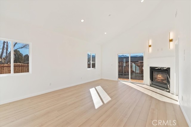 Detail Gallery Image 20 of 50 For 304 San Anselmo, Big Bear City,  CA 92314 - 3 Beds | 3/1 Baths