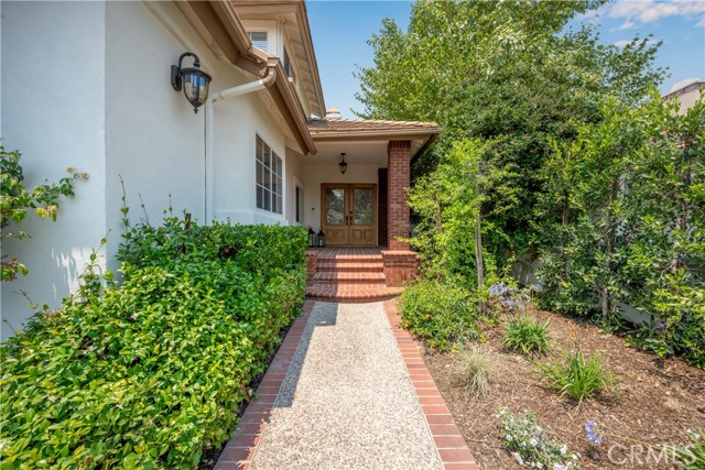 Detail Gallery Image 2 of 28 For 11 Somerset, Trabuco Canyon,  CA 92679 - 4 Beds | 3 Baths