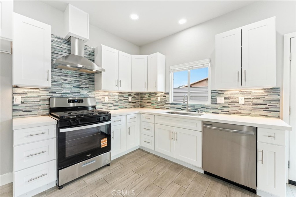 MLS #SR25258854 image #1