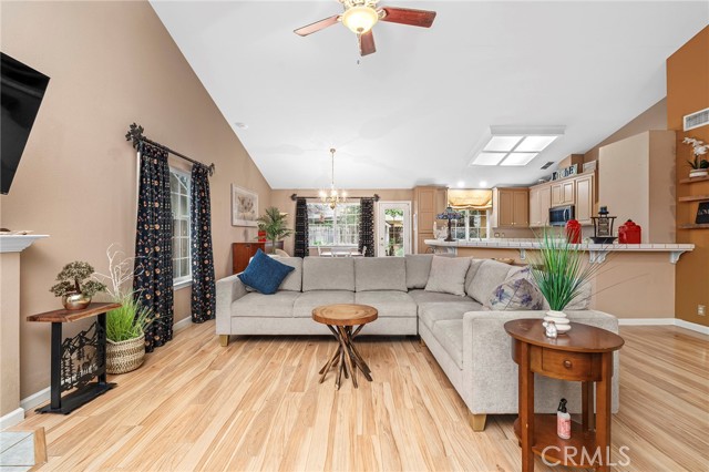 Detail Gallery Image 10 of 48 For 14 Knotts Glen Ct, Chico,  CA 95926 - 3 Beds | 2 Baths