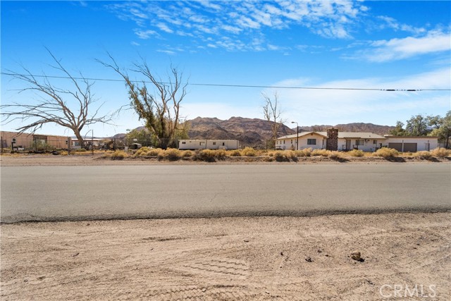 Detail Gallery Image 15 of 38 For 44579 Temescal, Newberry Springs,  CA 92365 - 2 Beds | 2 Baths