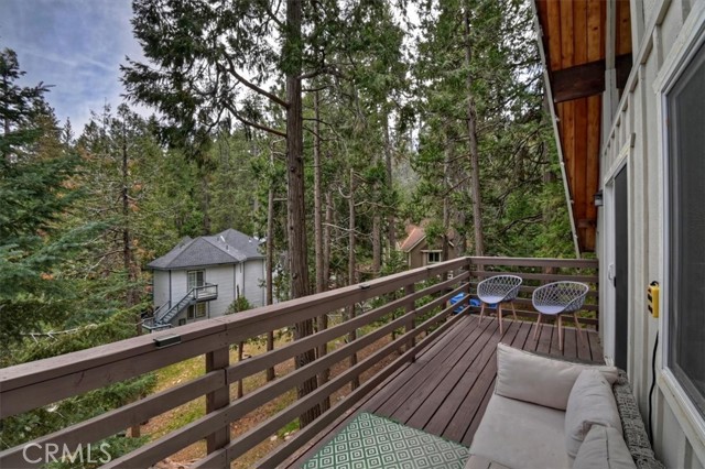Detail Gallery Image 12 of 71 For 155 Birchwood, Lake Arrowhead,  CA 92352 - 3 Beds | 2 Baths