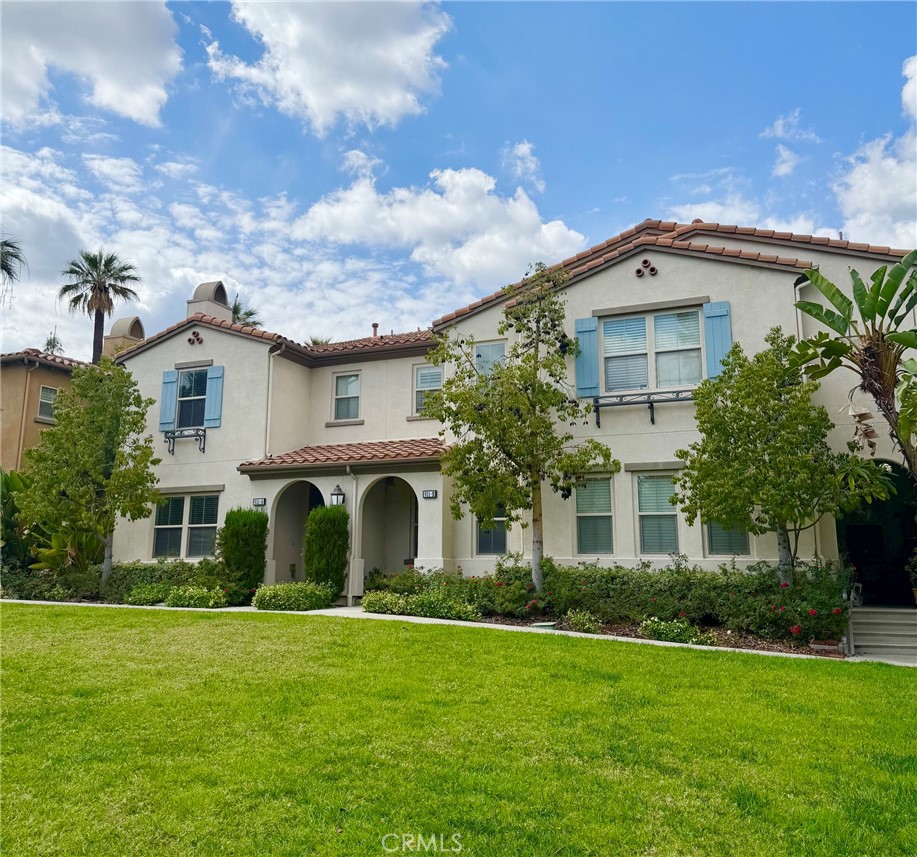 951 N Sunrise Lane #B