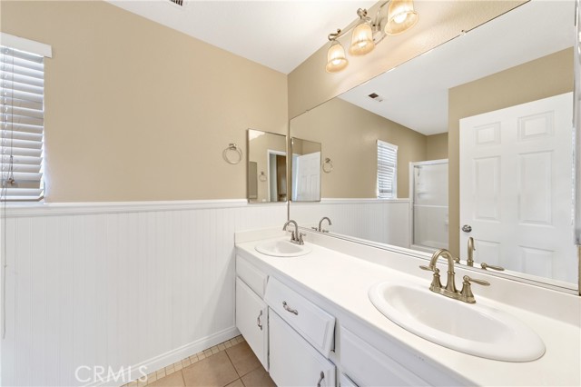 Image 39 of 54 For 22678 Weatherly Court