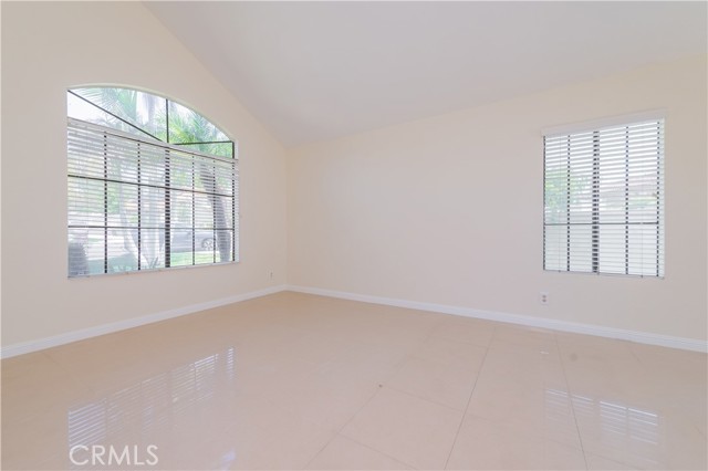 48 San Sebastian, Rancho Santa Margarita CA: https://media.crmls.org/medias/133a4c9c-8173-42a7-942a-193ca9f9a8c6.jpg