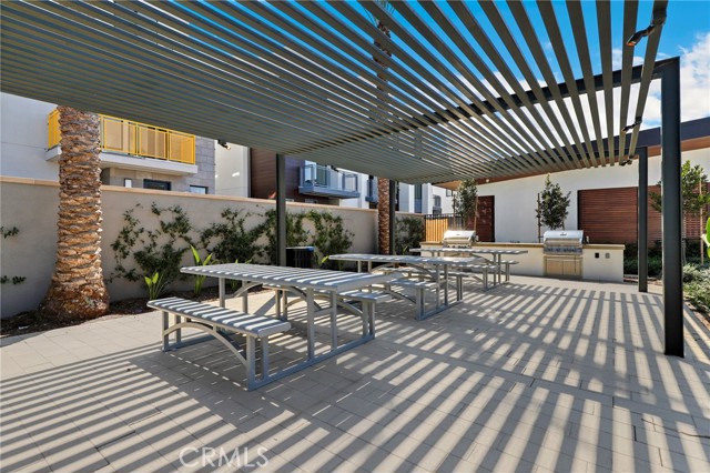 Detail Gallery Image 32 of 38 For 16175 Dawn Way #202,  Tustin,  CA 92782 - 2 Beds | 2 Baths