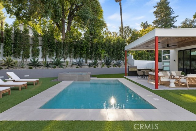 Detail Gallery Image 45 of 51 For 22020 Alizondo, Woodland Hills,  CA 91364 - 3 Beds | 3 Baths