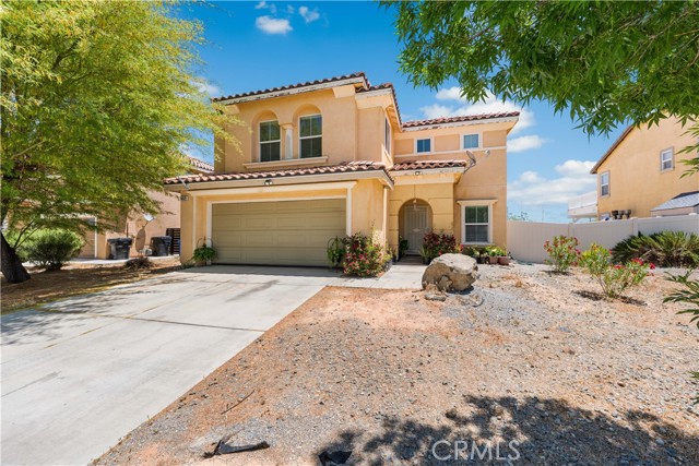 16029 White Mountain Place, Victorville CA: https://media.crmls.org/medias/133b9b1e-cca2-44d2-a810-5cfb4df08927.jpg
