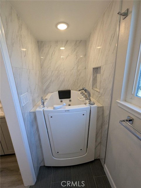 Detail Gallery Image 14 of 14 For 2118 via Puerta #B,  Laguna Woods,  CA 92637 - 2 Beds | 2 Baths