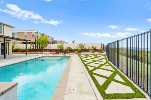 Image 61 of 75 For 45745 Altree Court