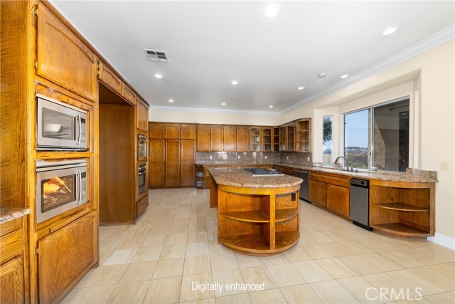 Detail Gallery Image 41 of 72 For 7007 Golden Vale Dr, Riverside,  CA 92506 - 4 Beds | 4/1 Baths