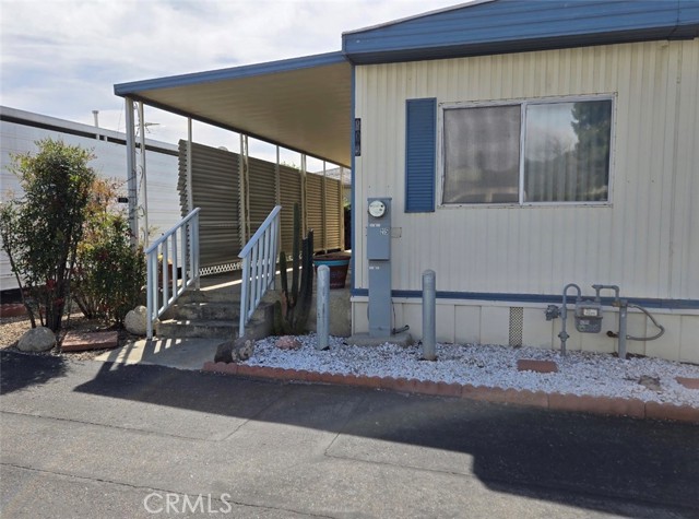 Detail Gallery Image 2 of 6 For 12220 5th Street #205 #205,  Yucaipa,  CA 92399 - 2 Beds | 1 Baths