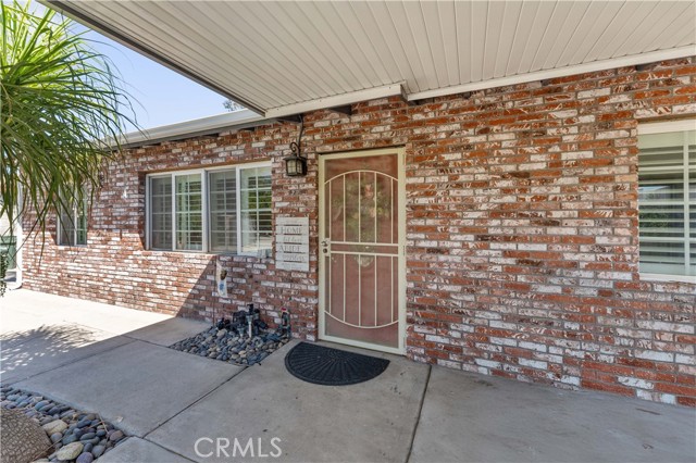 Detail Gallery Image 5 of 39 For 14582 El Molino St, Fontana,  CA 92335 - 6 Beds | 3 Baths