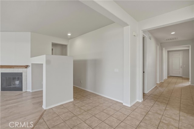 Detail Gallery Image 14 of 42 For 2889 Eureka, San Jacinto,  CA 92582 - 4 Beds | 3 Baths